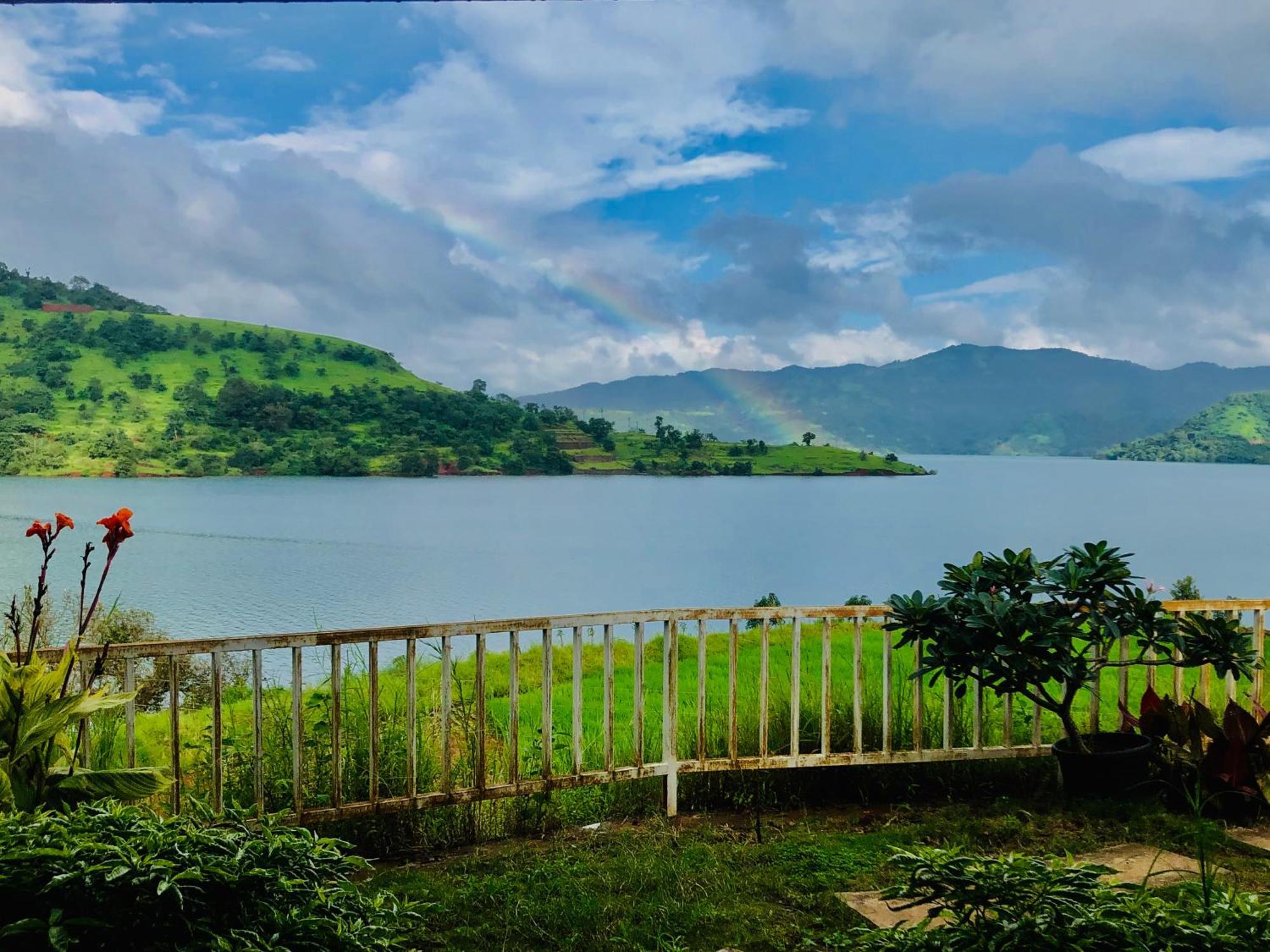 Swiss Lake Resort 라바사 외부 사진